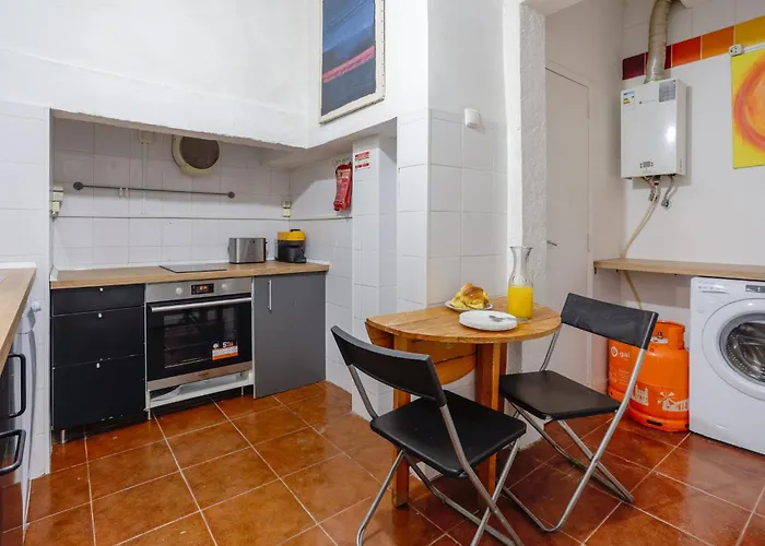 Lovely Apt In Bairro Alto